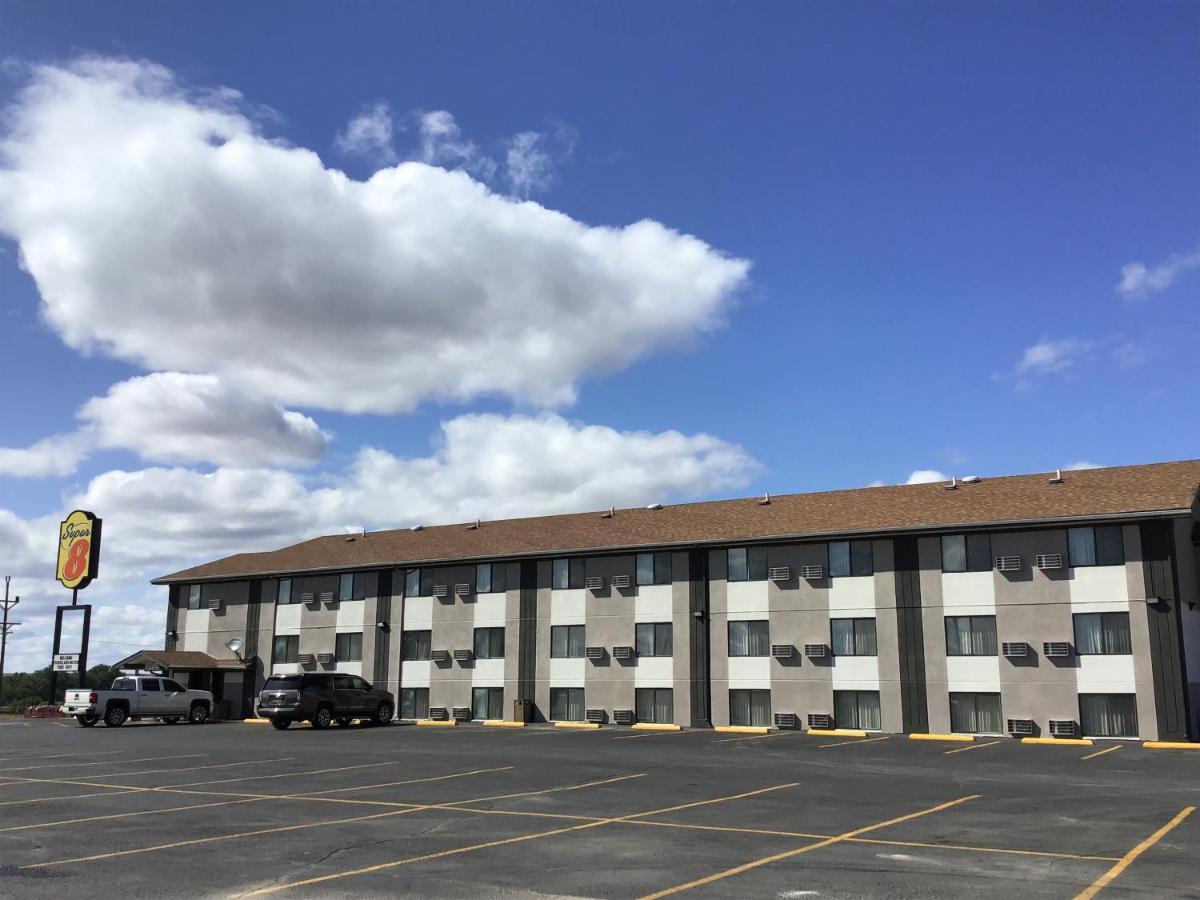 Super 8 By Wyndham Miles City Exterior foto